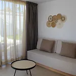 Hl Miraflor Hotel 4*